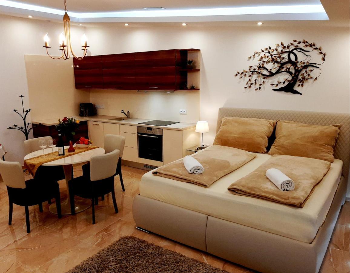 Nobless Apartments Holedna Brno Eksteriør bilde
