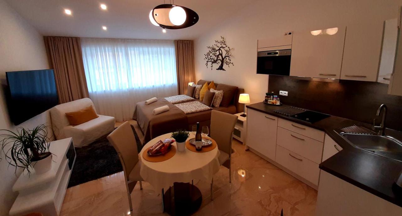 Nobless Apartments Holedna Brno Eksteriør bilde